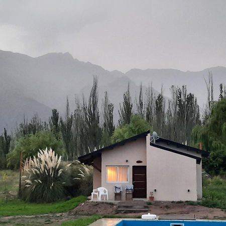 Starry Lodge Лухан-де-Куйо Экстерьер фото